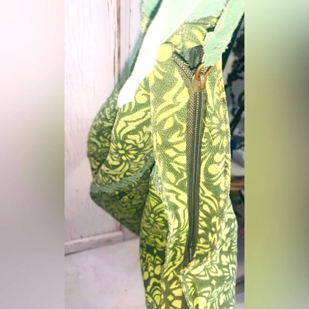 SONAMA Life Style Large Green Jute Twine Hobo‎ Bag w/ leather Accents.